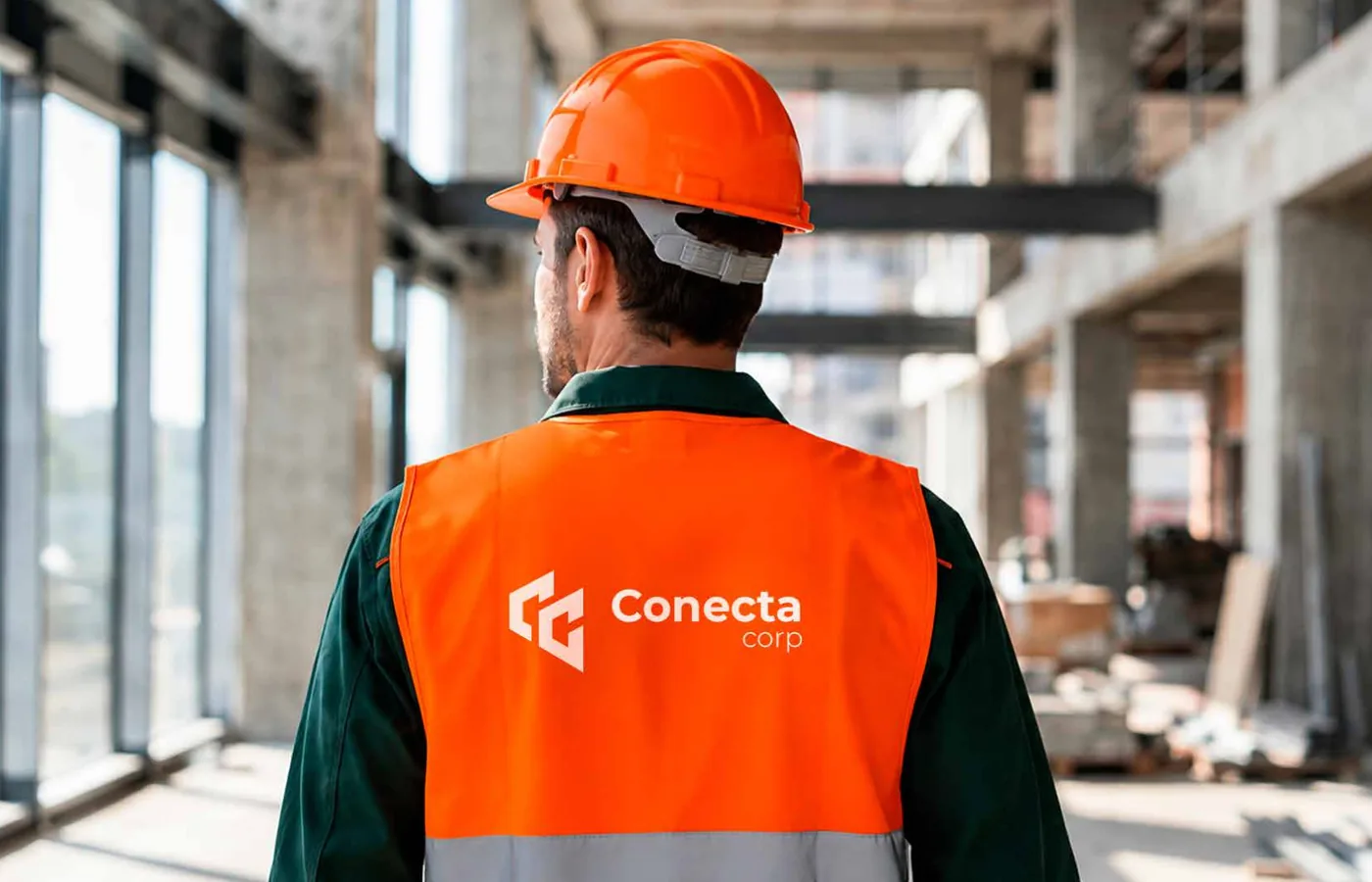 Profissional em ambiente de construção